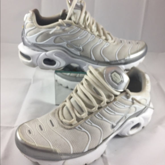air max tn off white
